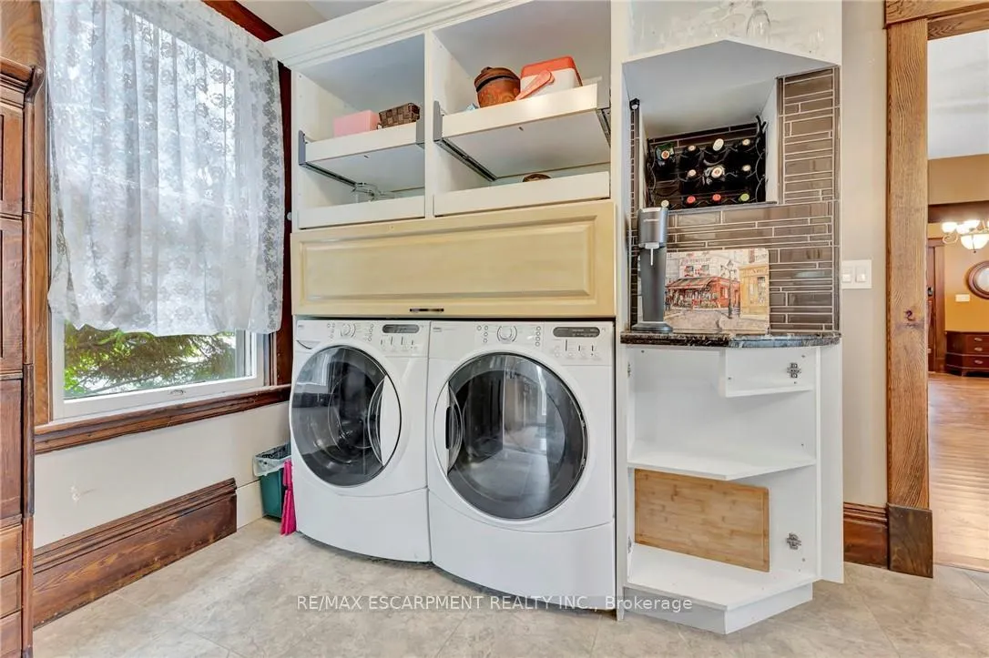 Photo 39 of 2038 Governors Road, Hamilton, Ancaster — HOMEH