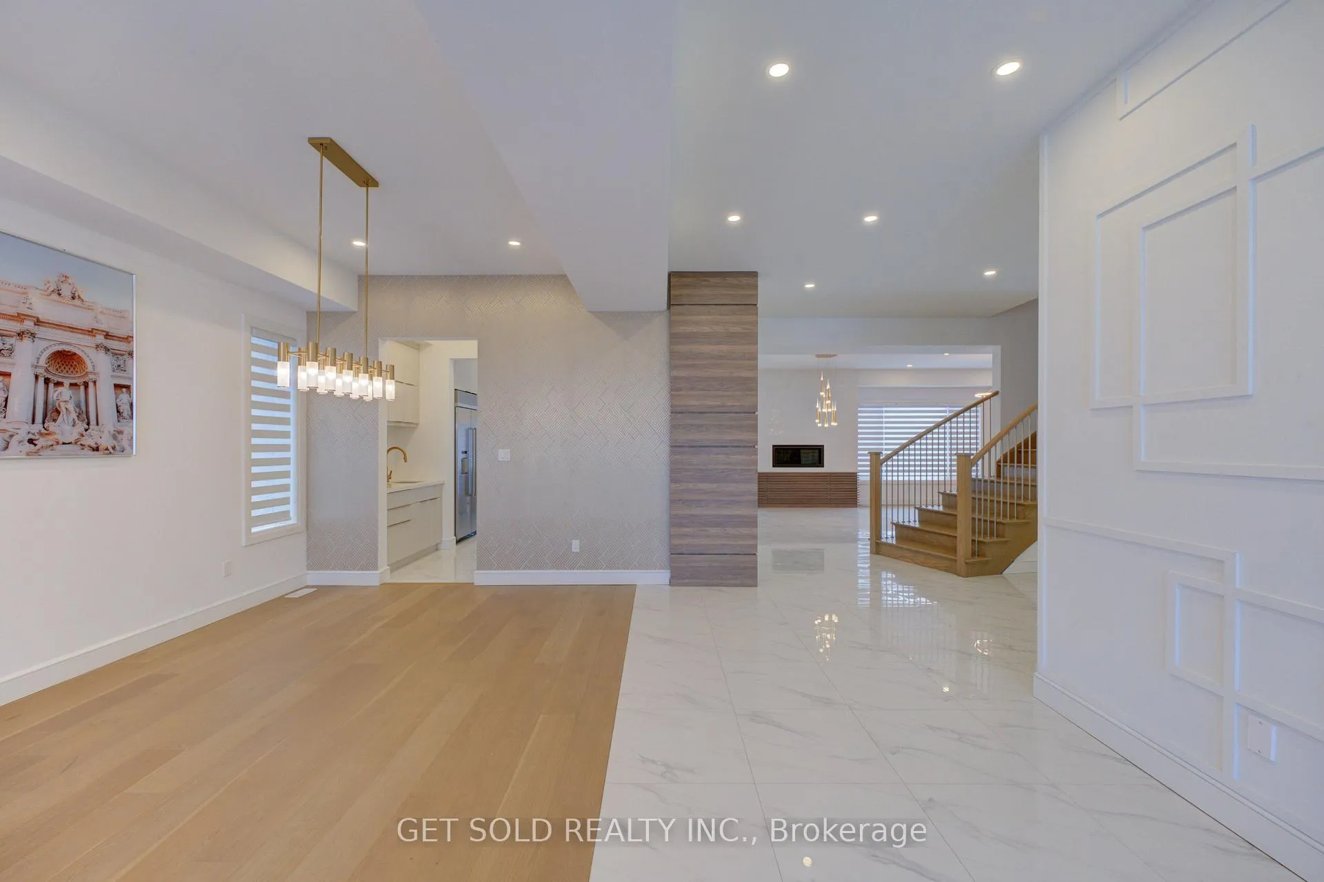 Photo 4 of 166 Concession Street, Hamilton, Centremount — HOMEH