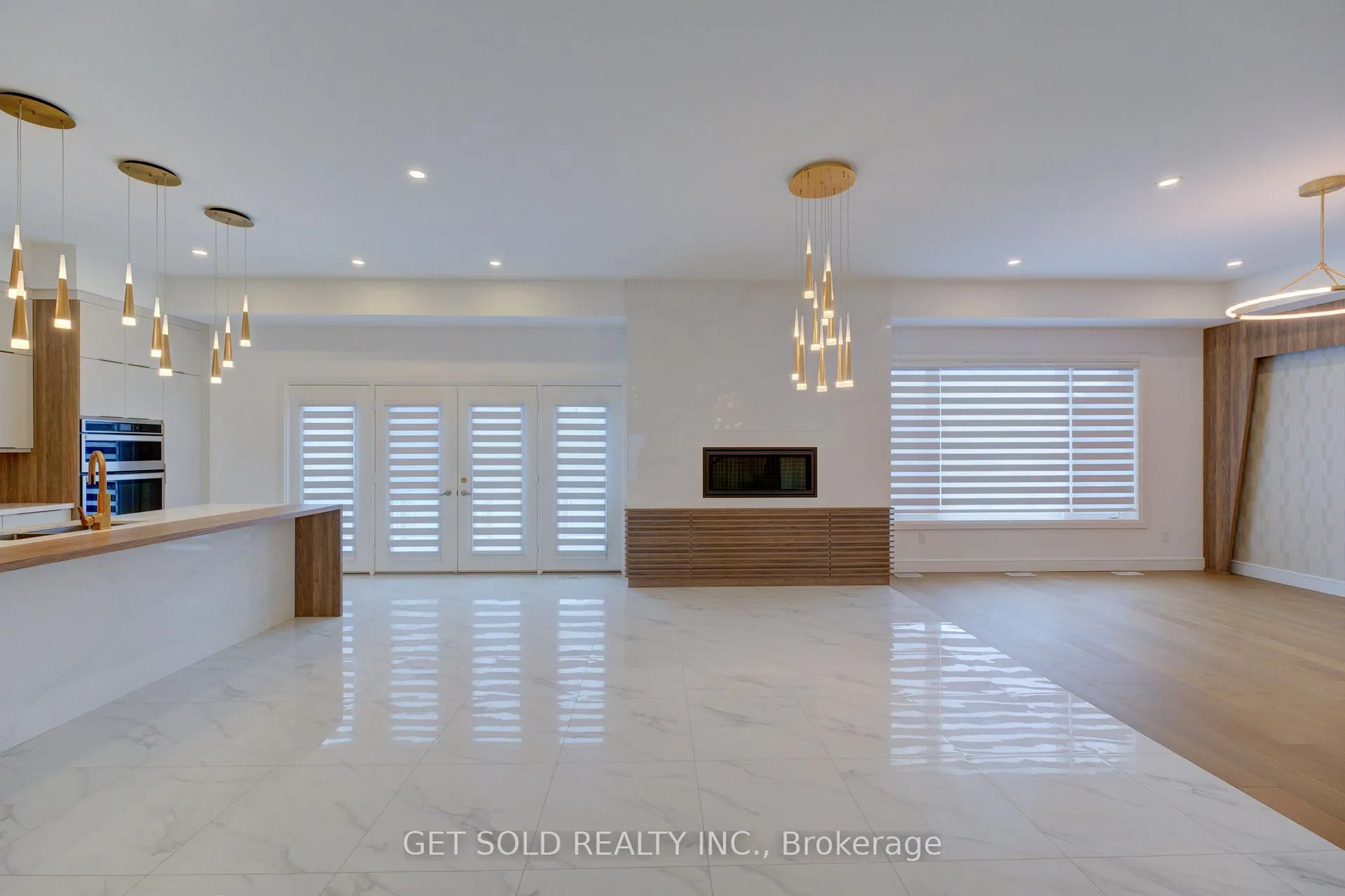 Photo 9 of 166 Concession Street, Hamilton, Centremount — HOMEH