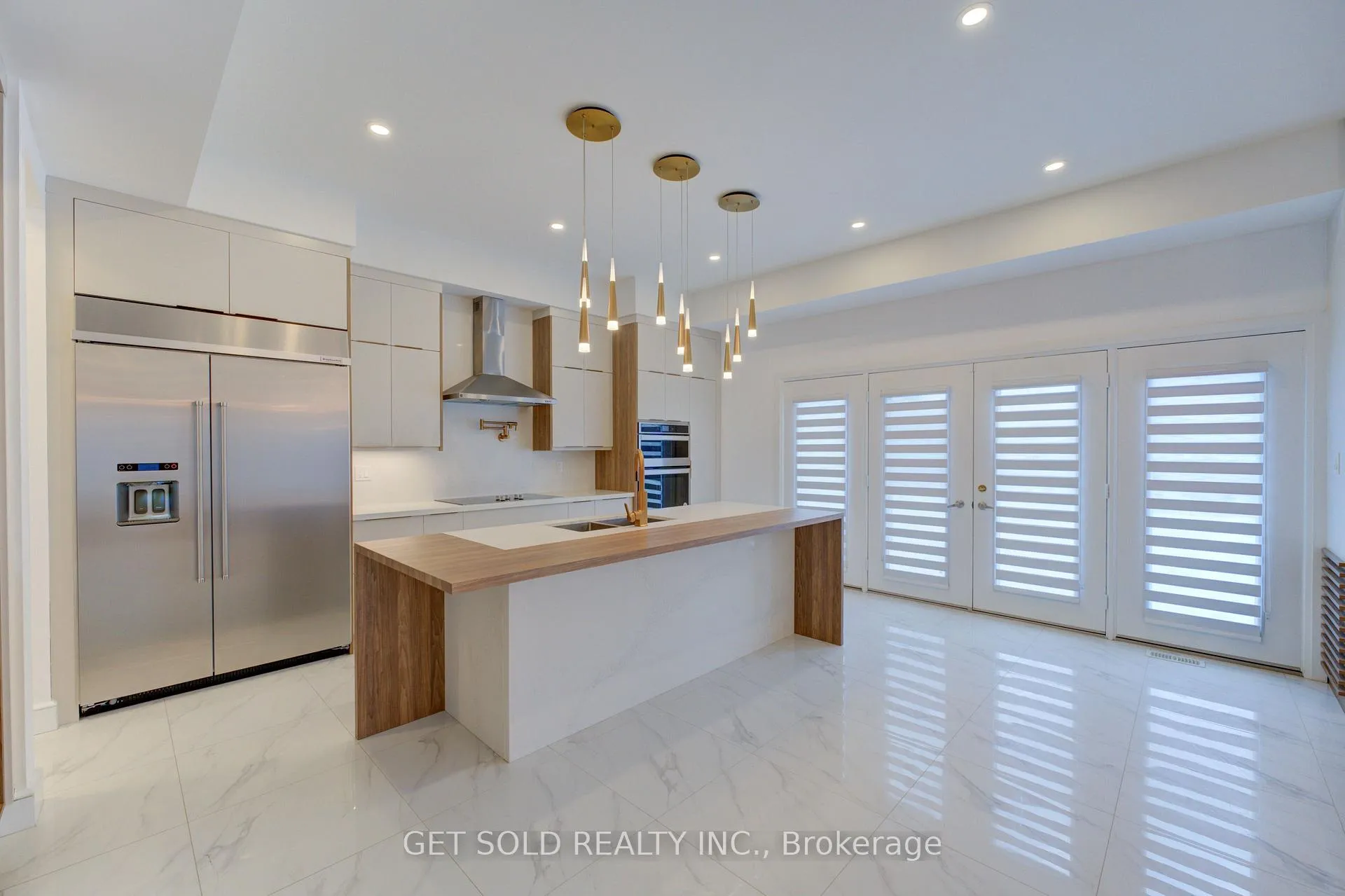 Photo 12 of 166 Concession Street, Hamilton, Centremount — HOMEH
