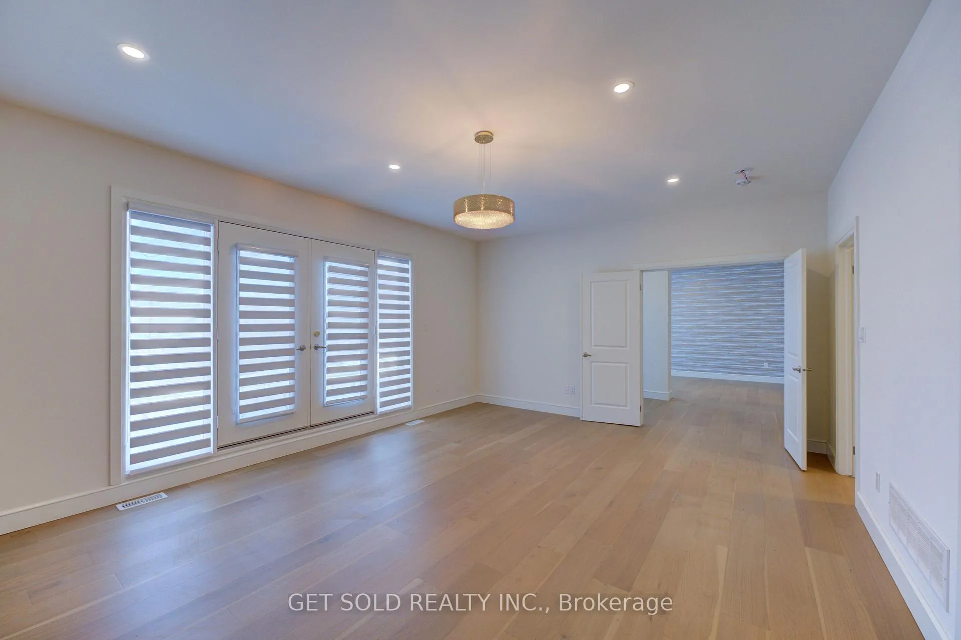 Photo 28 of 166 Concession Street, Hamilton, Centremount — HOMEH
