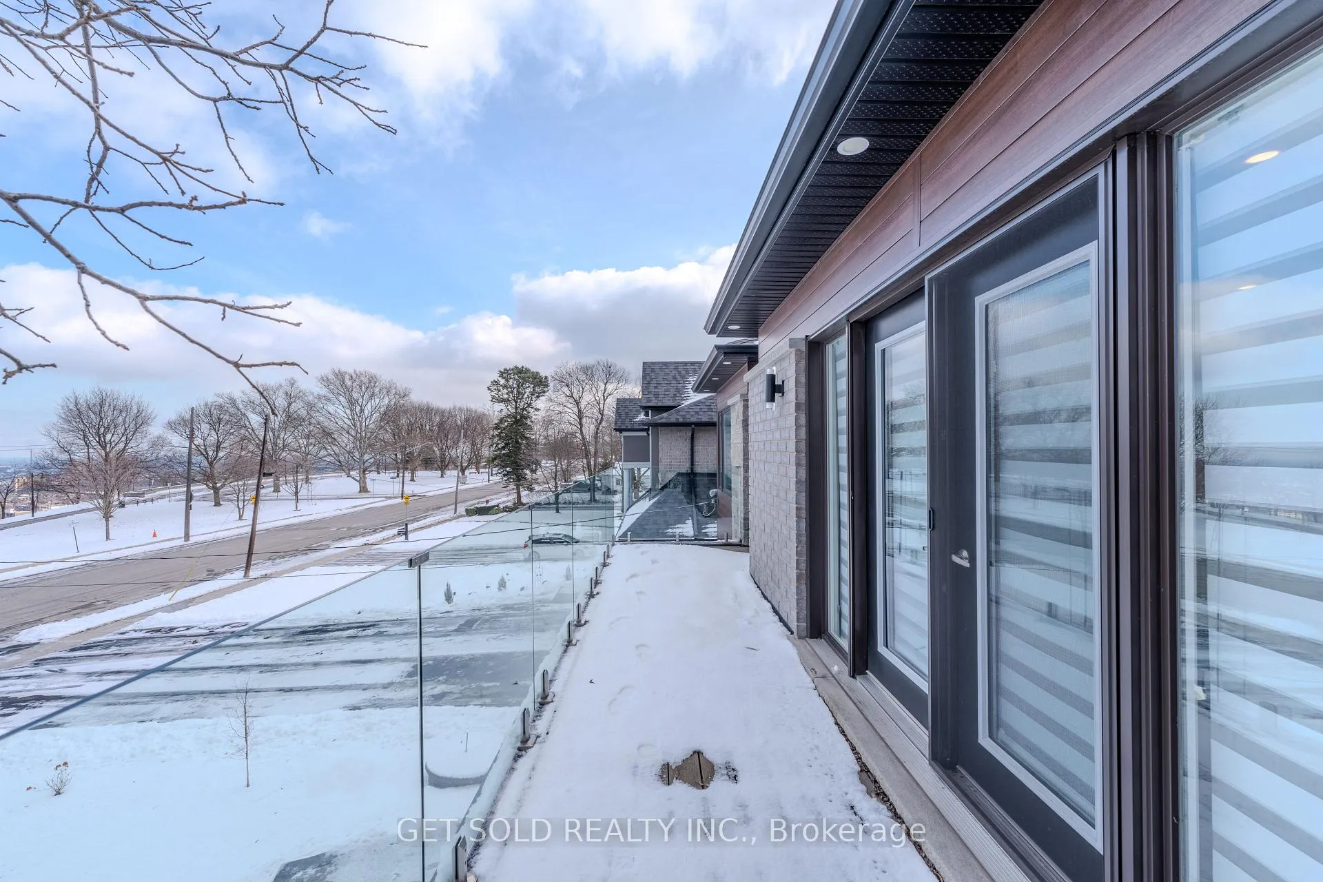 Photo 31 of 166 Concession Street, Hamilton, Centremount — HOMEH