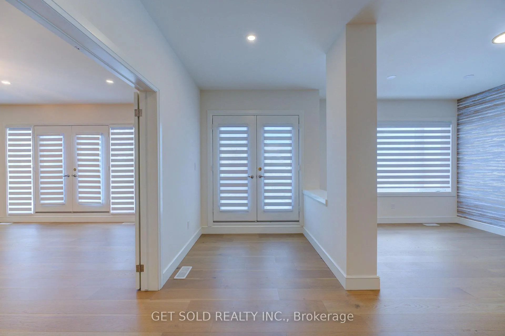 Photo 32 of 166 Concession Street, Hamilton, Centremount — HOMEH