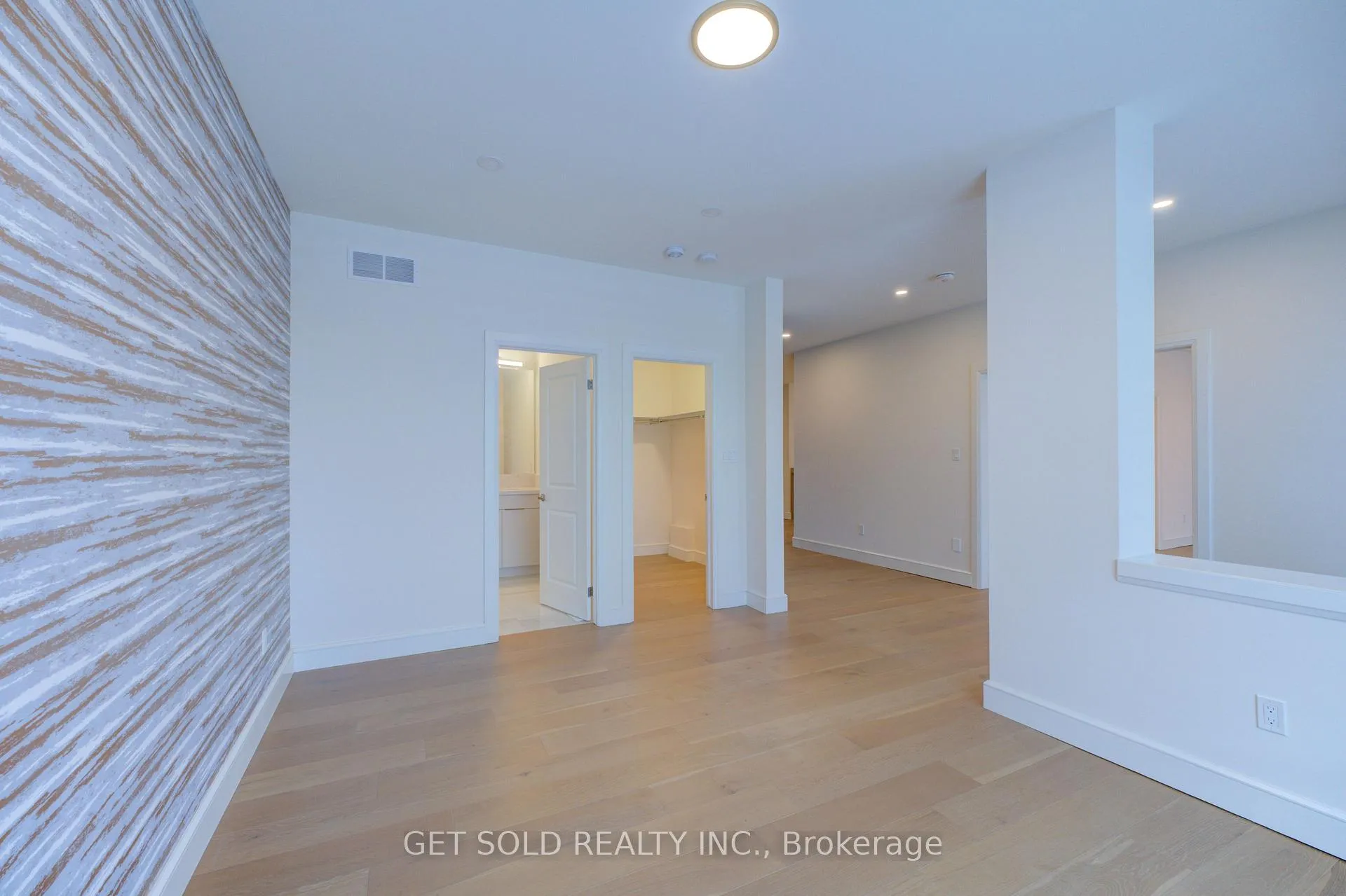 Photo 34 of 166 Concession Street, Hamilton, Centremount — HOMEH