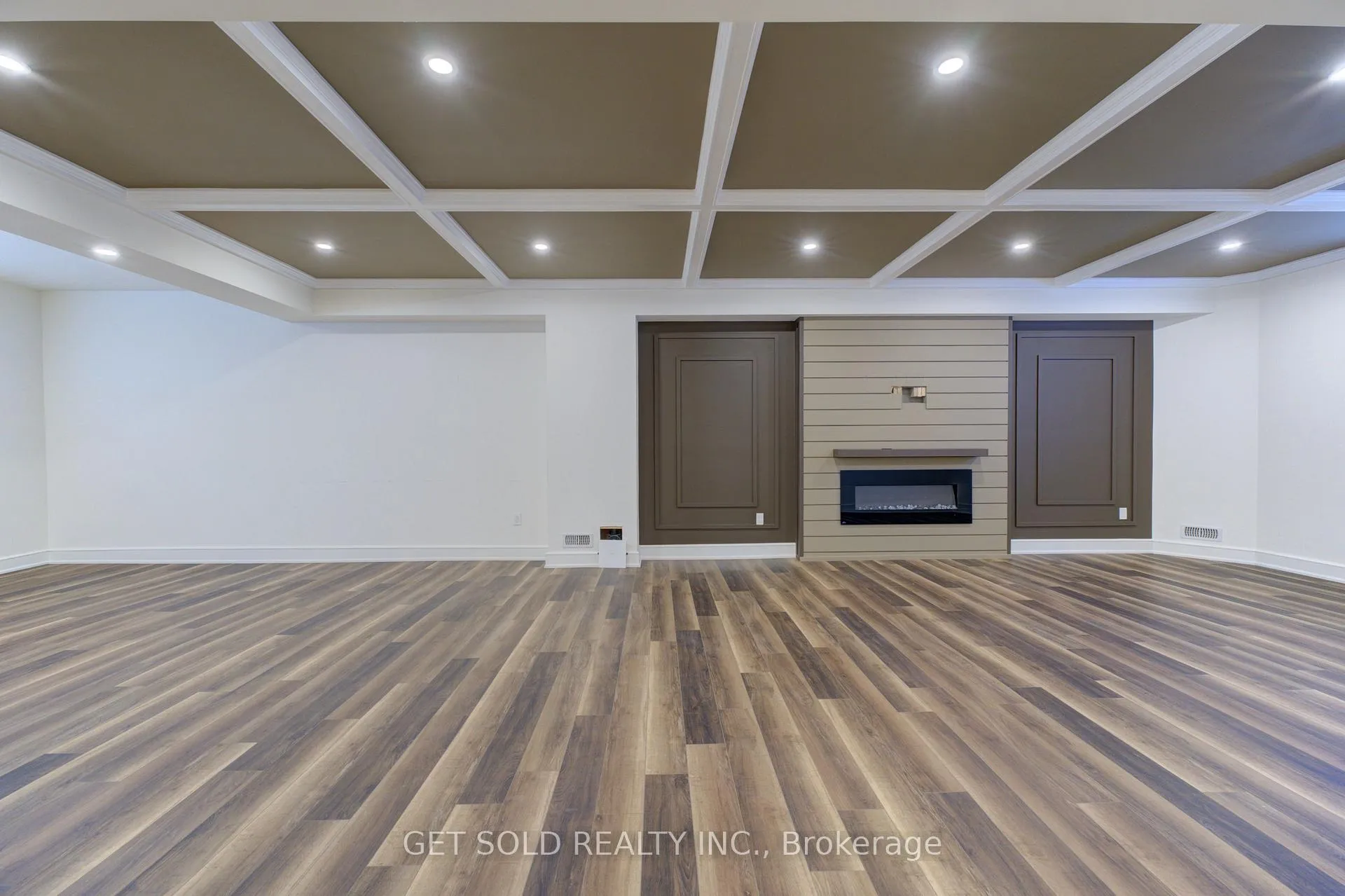 Photo 45 of 166 Concession Street, Hamilton, Centremount — HOMEH