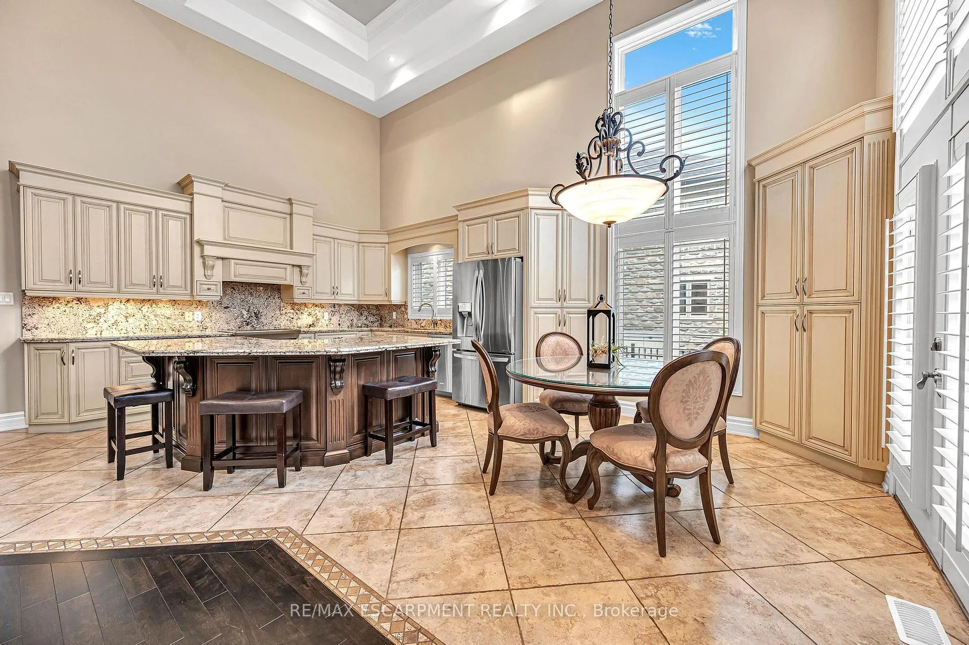 Photo 22 of 15 Silver Maple Drive, Hamilton, Ancaster — HOMEH