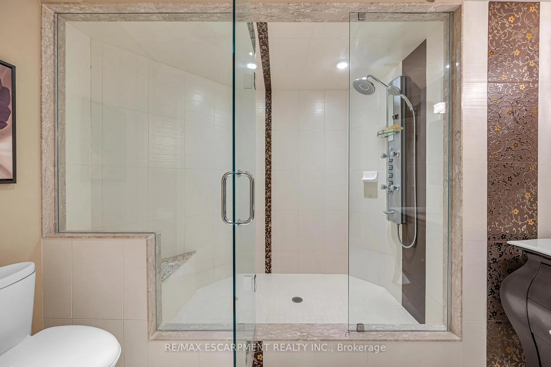 Photo 42 of 15 Silver Maple Drive, Hamilton, Ancaster — HOMEH