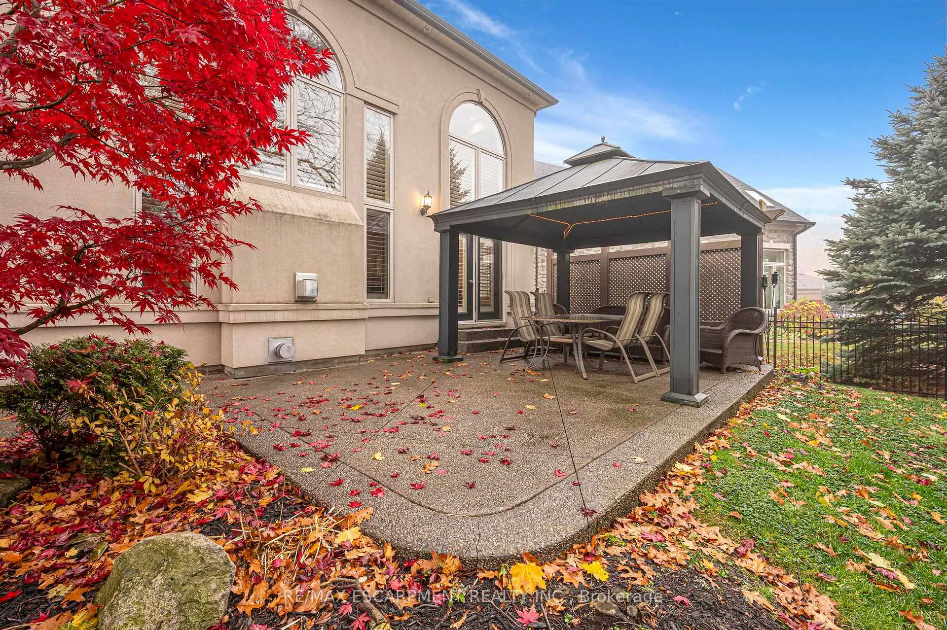 Photo 44 of 15 Silver Maple Drive, Hamilton, Ancaster — HOMEH