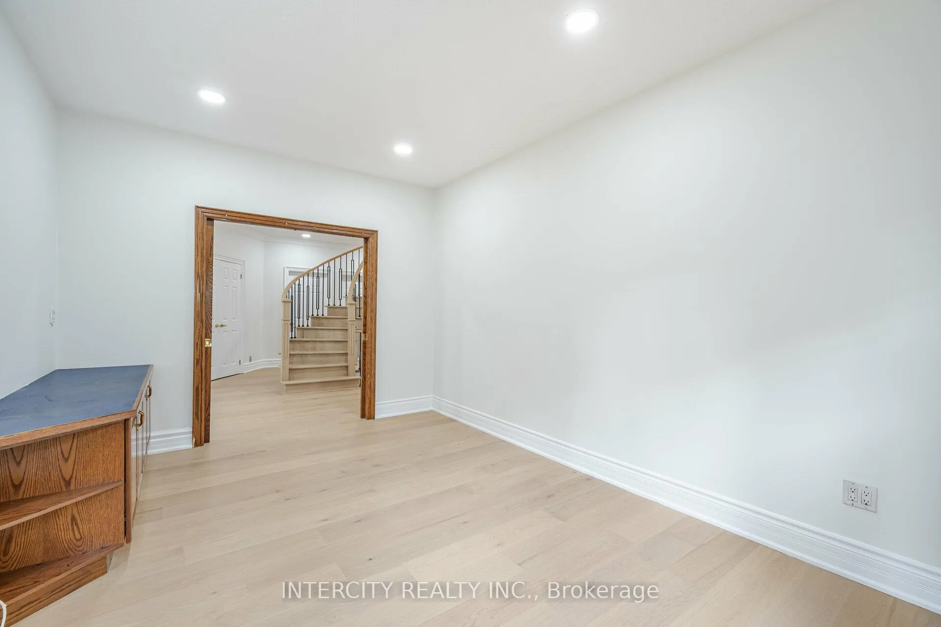 Photo 7 of 38 Corner Ridge Road, Aurora, Aurora Highlands — HOMEH