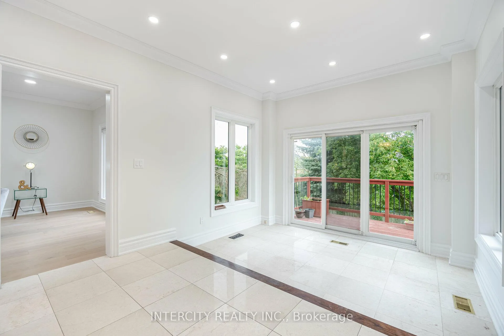 Photo 15 of 38 Corner Ridge Road, Aurora, Aurora Highlands — HOMEH