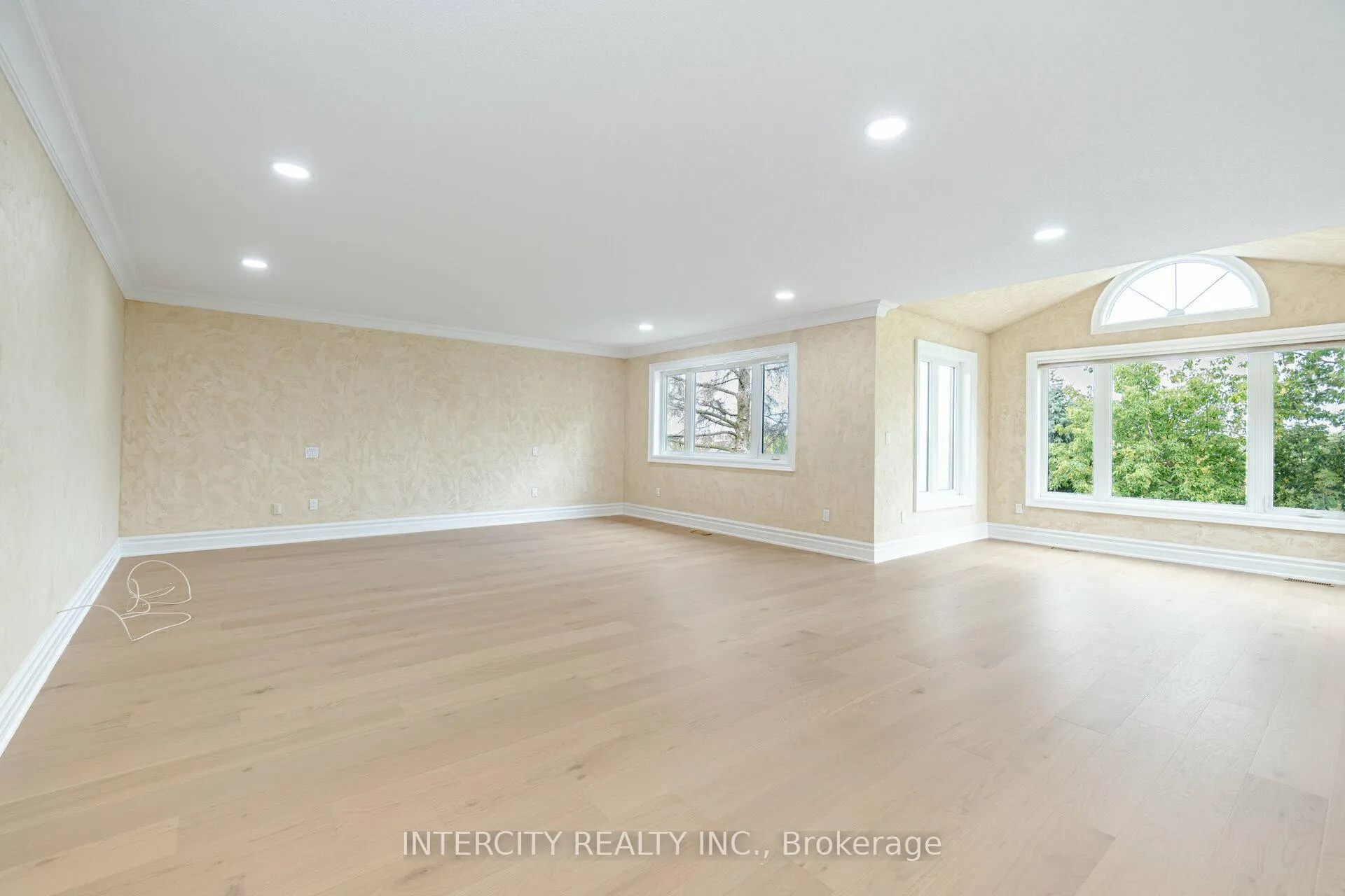 Photo 21 of 38 Corner Ridge Road, Aurora, Aurora Highlands — HOMEH