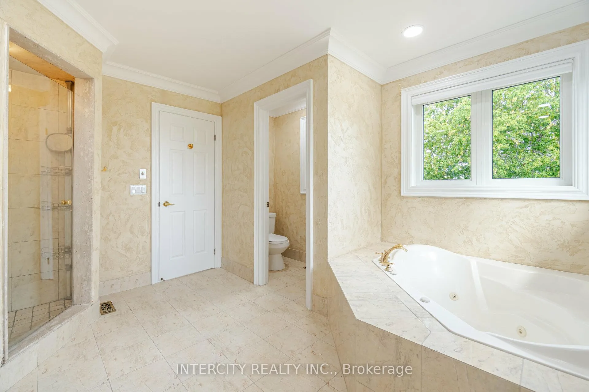 Photo 24 of 38 Corner Ridge Road, Aurora, Aurora Highlands — HOMEH