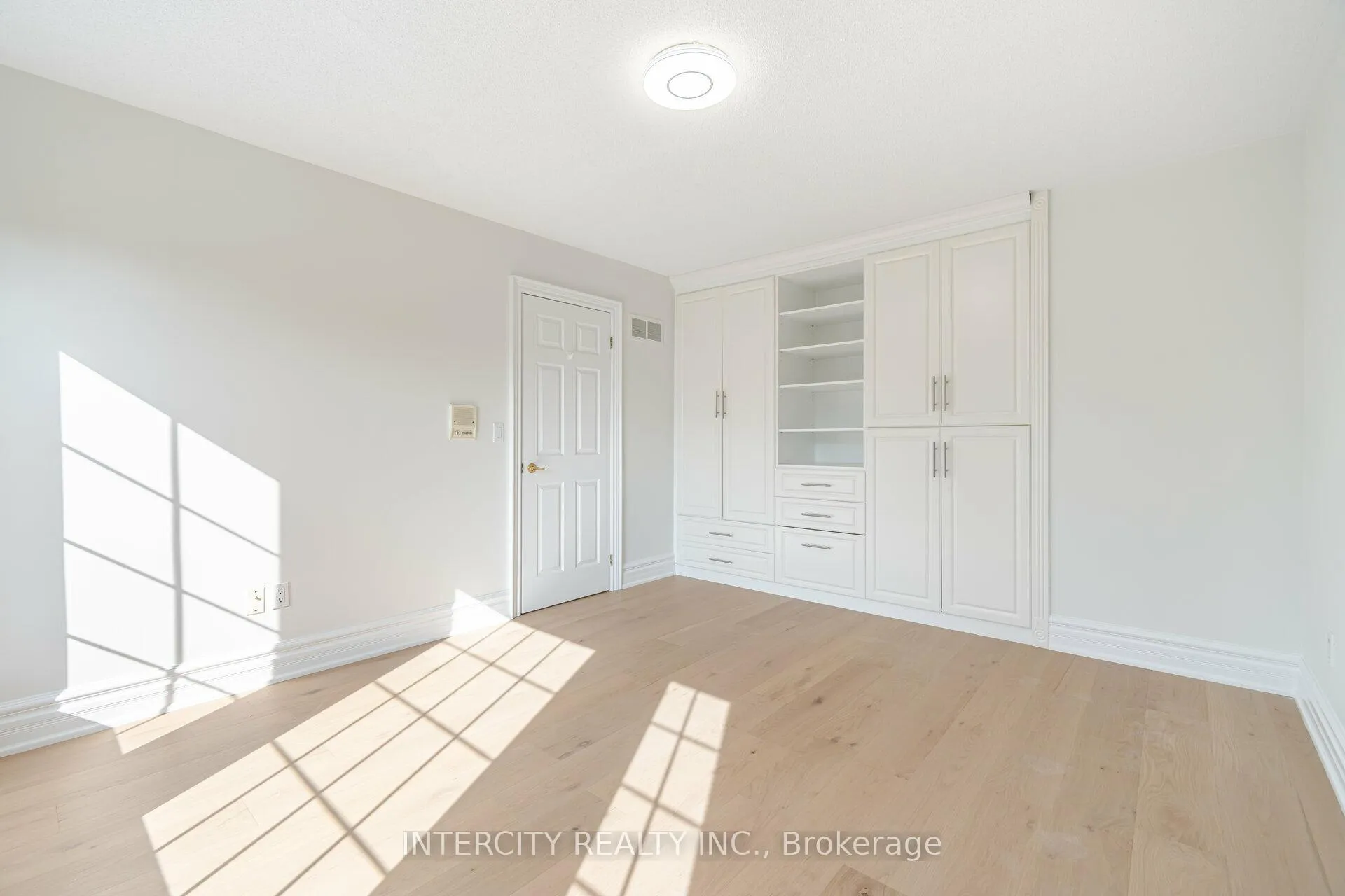 Photo 29 of 38 Corner Ridge Road, Aurora, Aurora Highlands — HOMEH