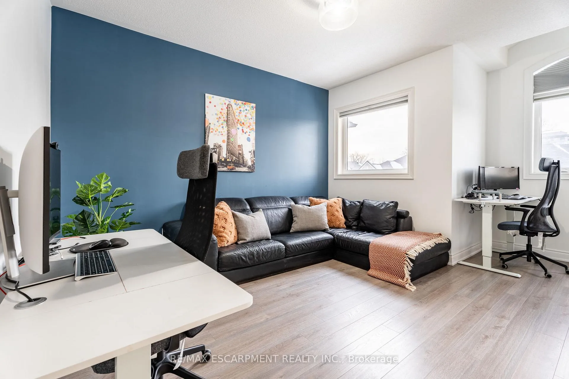 Photo 35 of 266 Humphrey Street, Hamilton, Waterdown — HOMEH