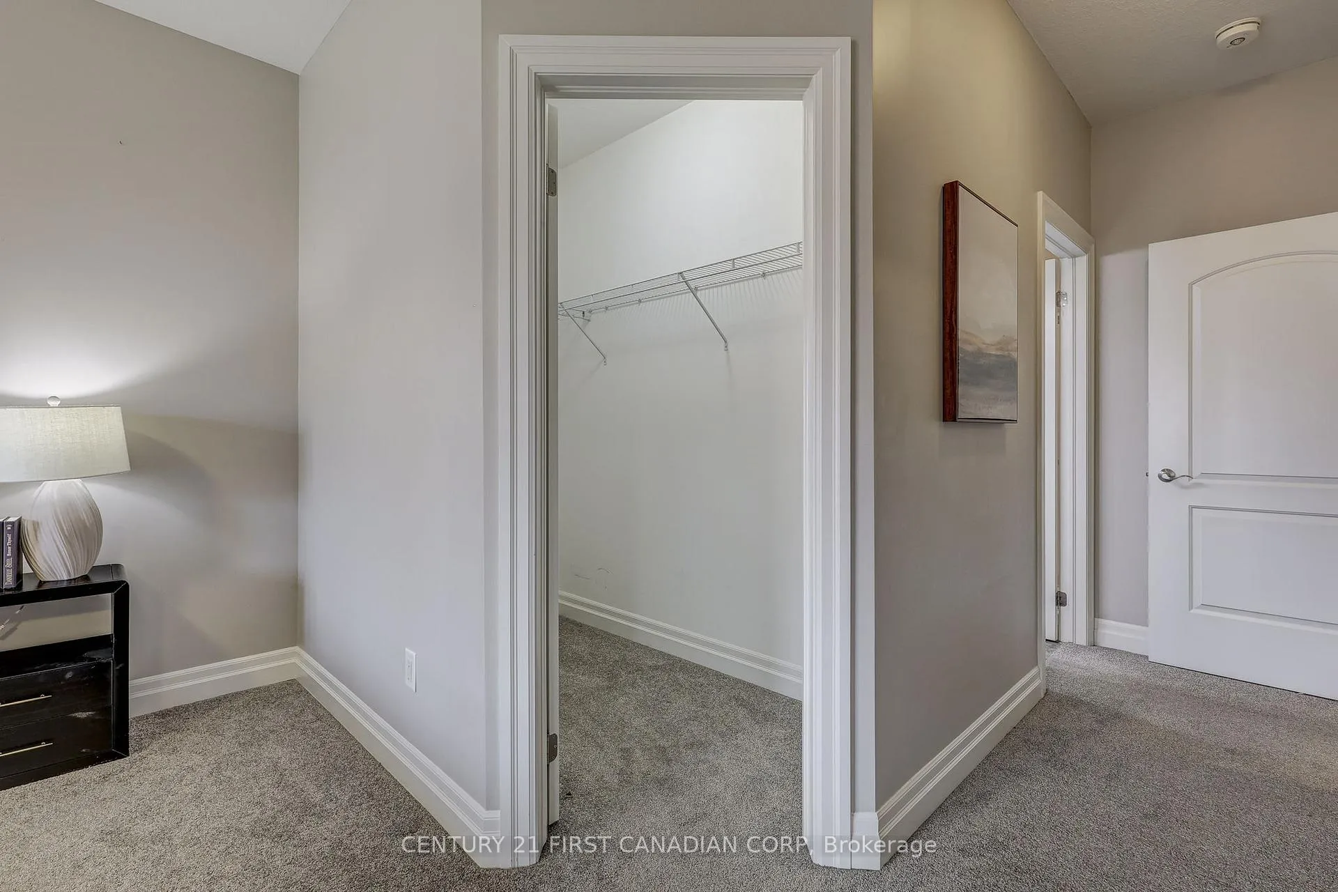 Photo 27 of 696 Bennett Crescent, Strathroy-Caradoc, Mount Brydges — HOMEH