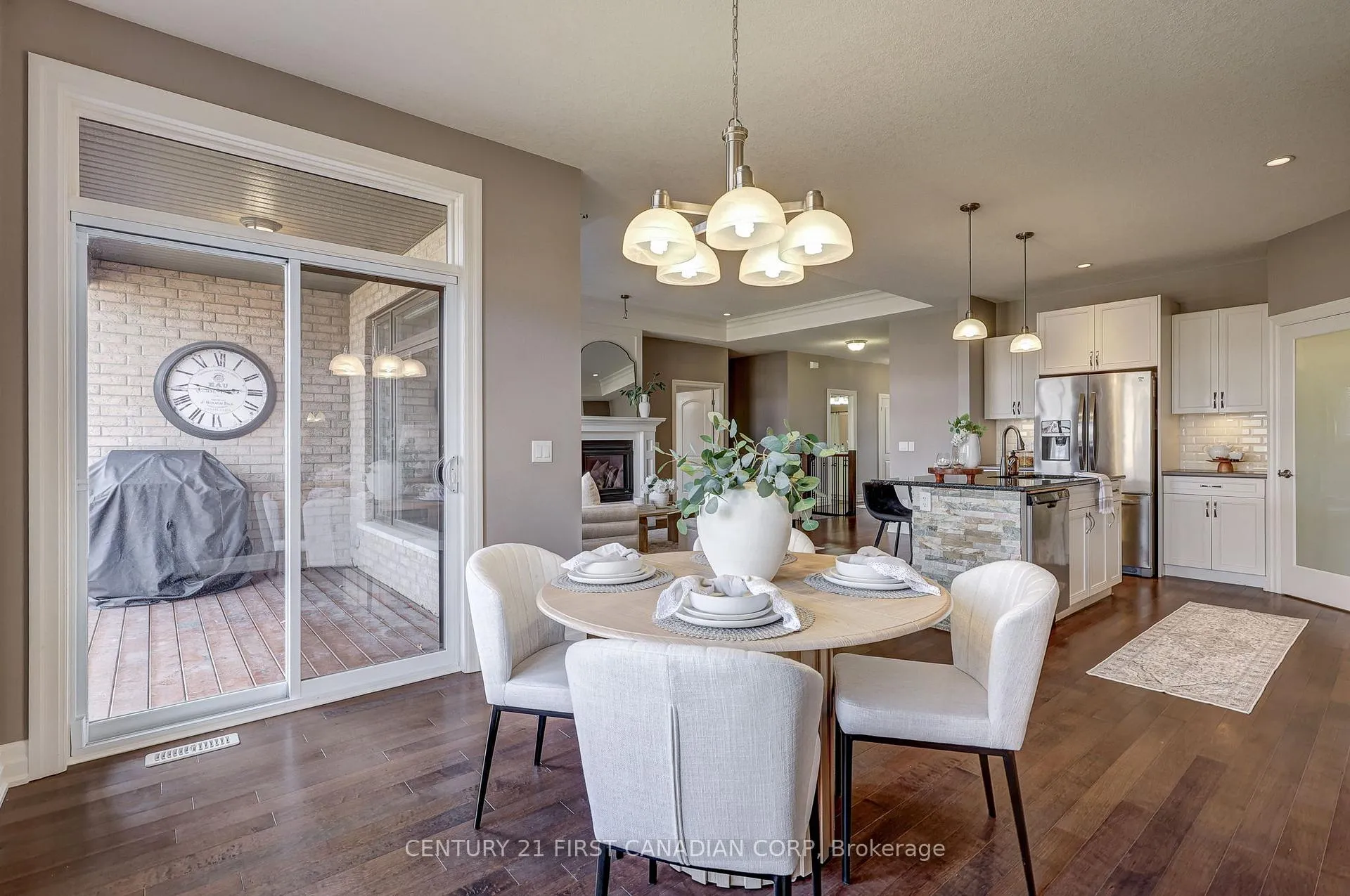 Photo 44 of 696 Bennett Crescent, Strathroy-Caradoc, Mount Brydges — HOMEH