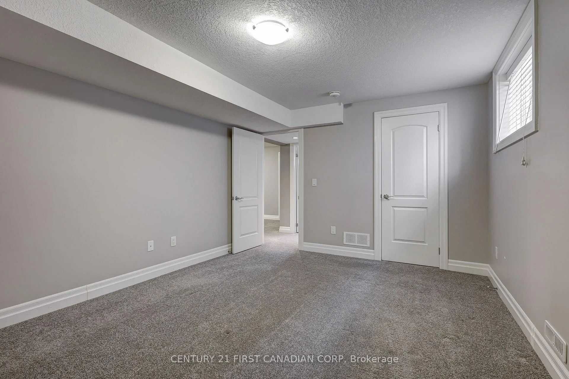 Photo 50 of 696 Bennett Crescent, Strathroy-Caradoc, Mount Brydges — HOMEH