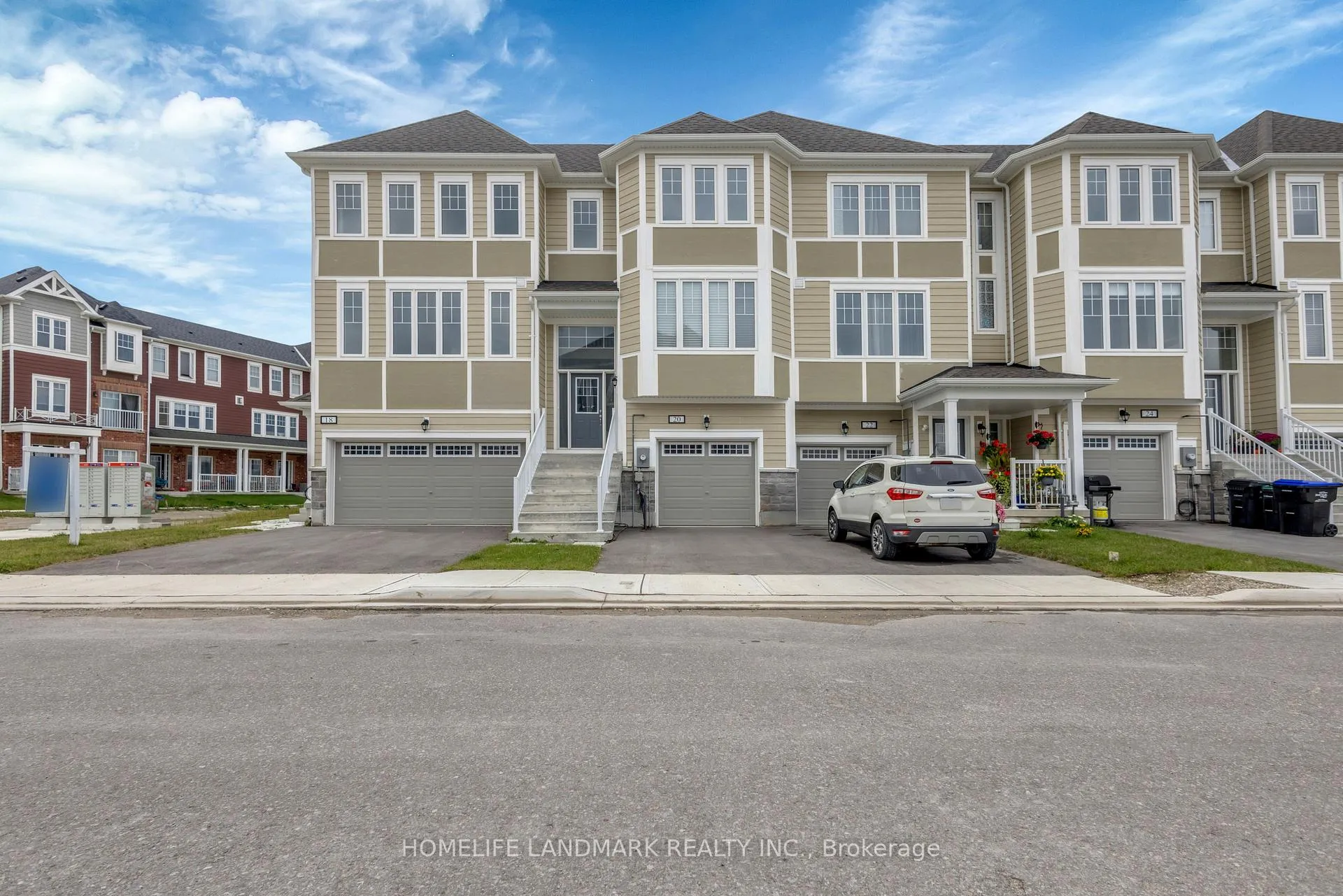 Front of 20 Lana Circle