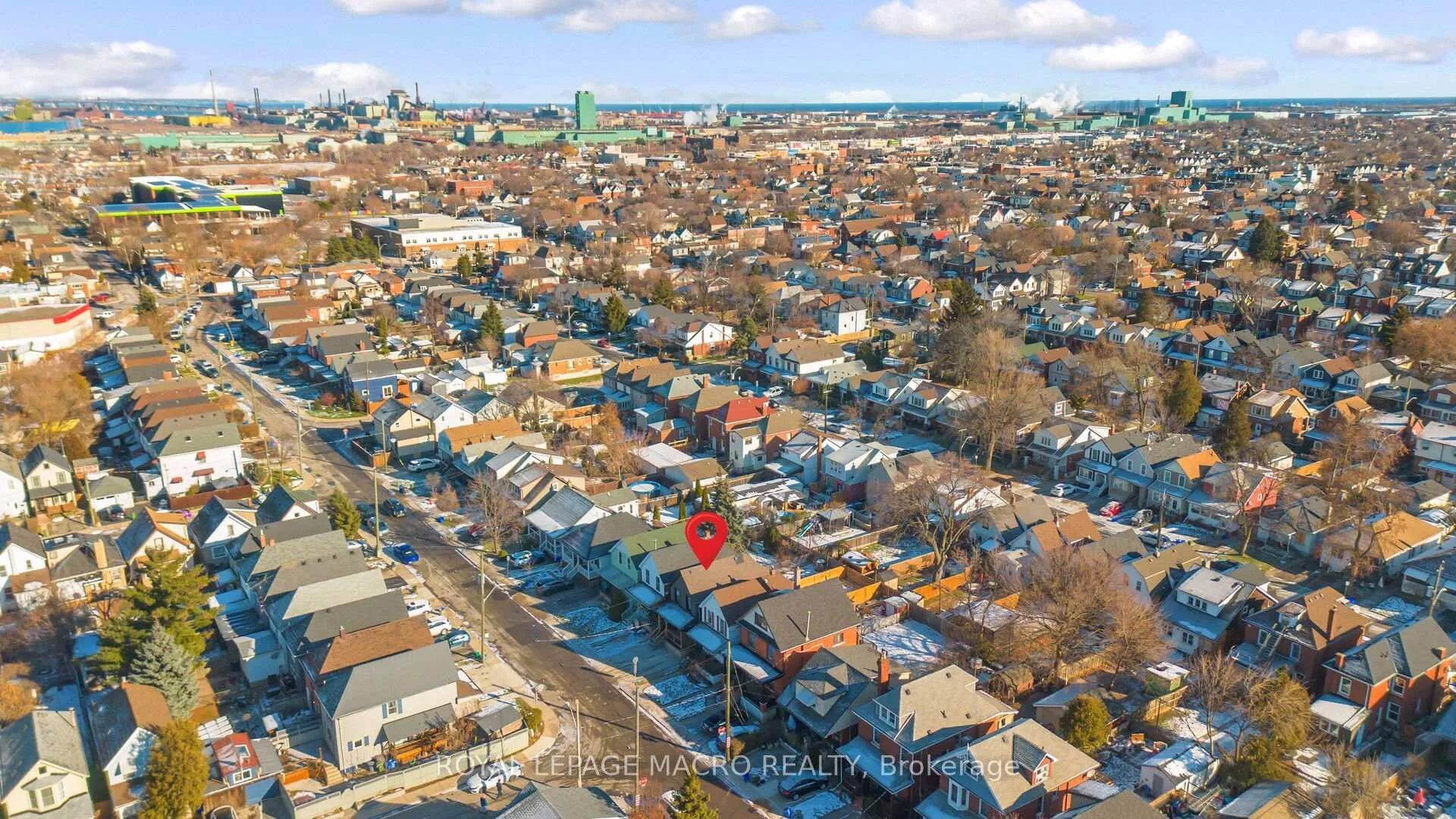 Photo 23 of 38 Glendale Avenue N, Hamilton, Crown Point — HOMEH