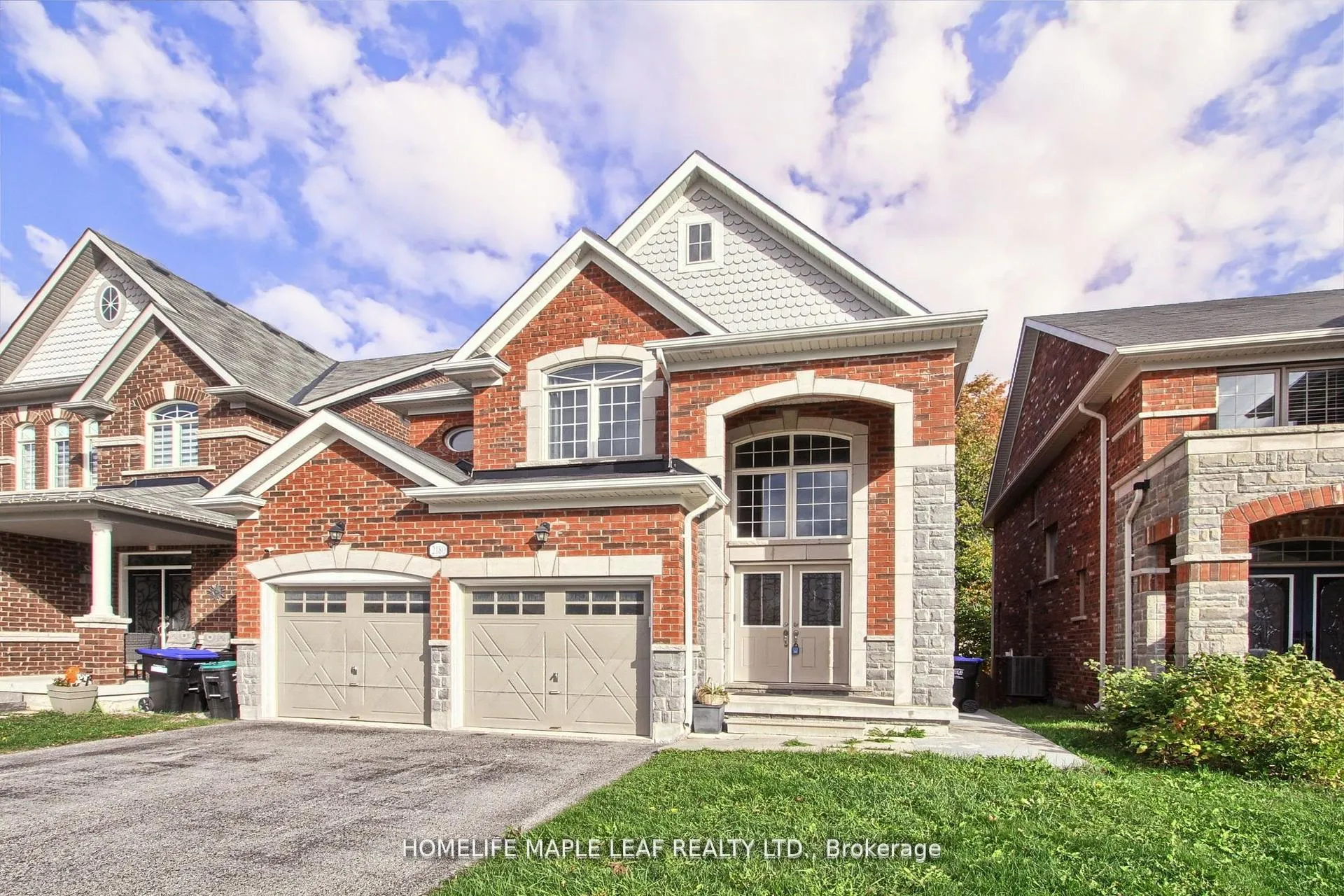 Front of 2180 Dawson Crescent