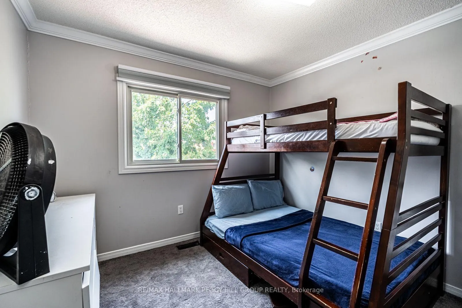 Photo 9 of 45 Weatherup Crescent, Barrie, West Bayfield — HOMEH