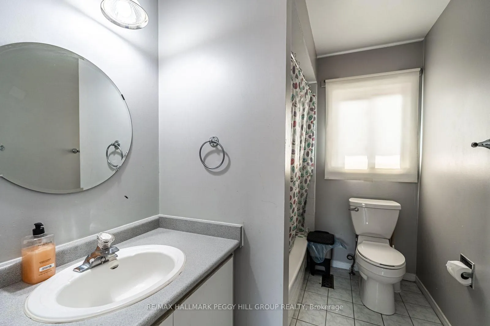 Photo 10 of 45 Weatherup Crescent, Barrie, West Bayfield — HOMEH