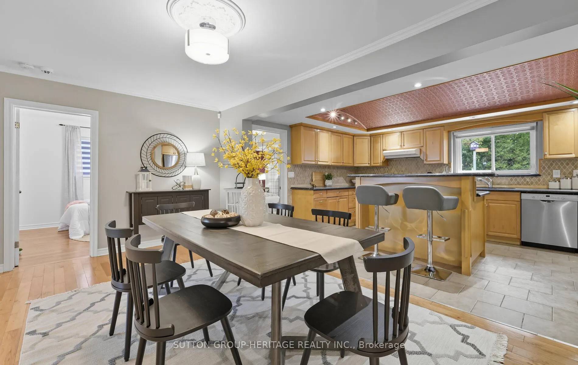 Photo 7 of 823 Rowena Street, Oshawa, Lakeview — HOMEH
