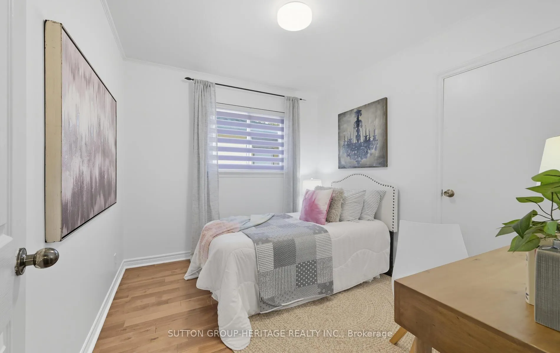 Photo 13 of 823 Rowena Street, Oshawa, Lakeview — HOMEH