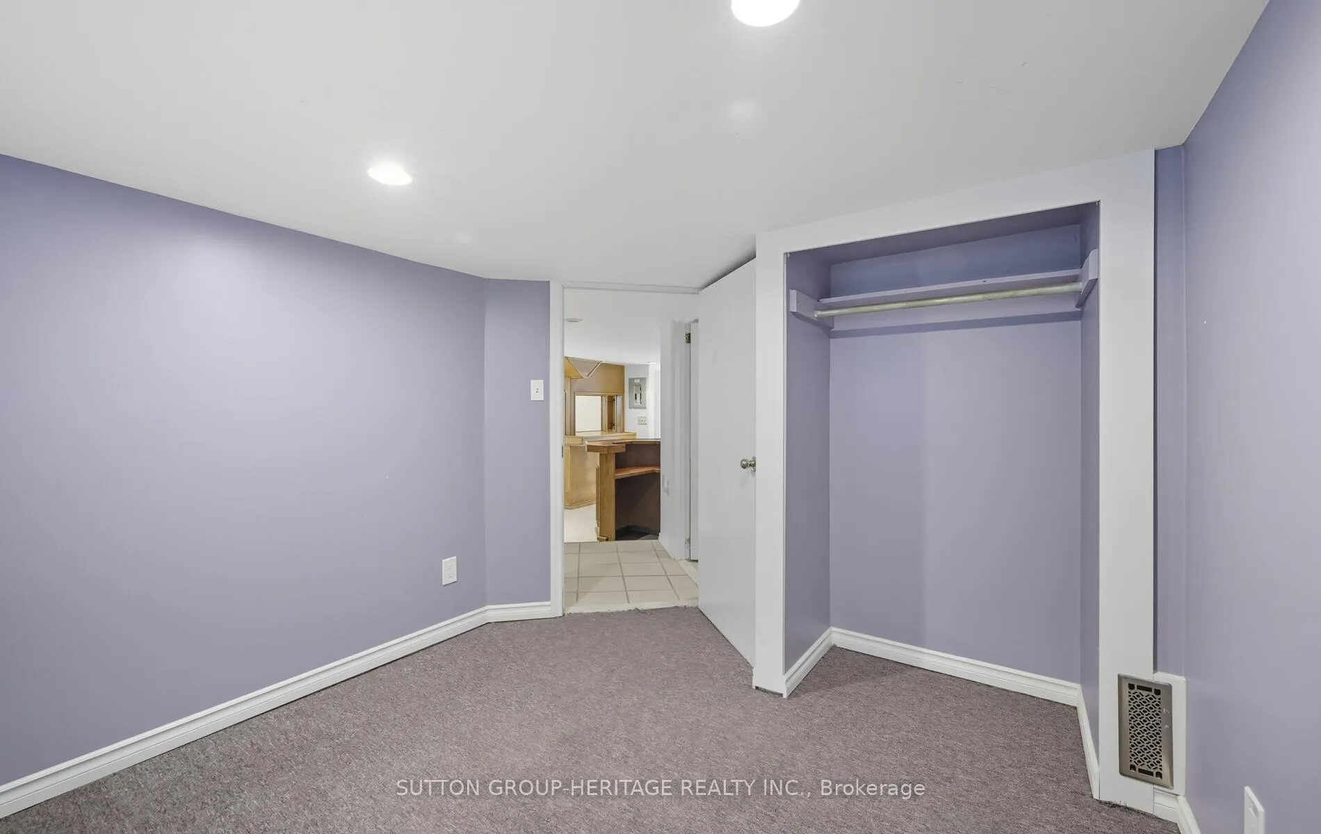 Photo 24 of 823 Rowena Street, Oshawa, Lakeview — HOMEH