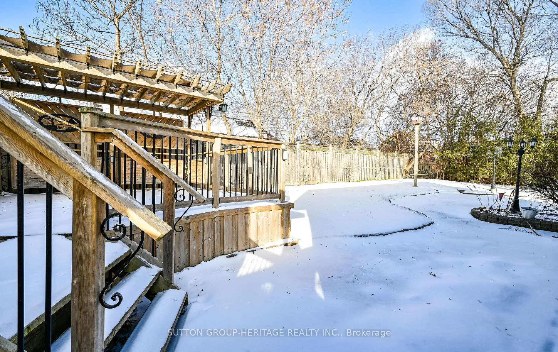 Photo 25 of 823 Rowena Street, Oshawa, Lakeview — HOMEH