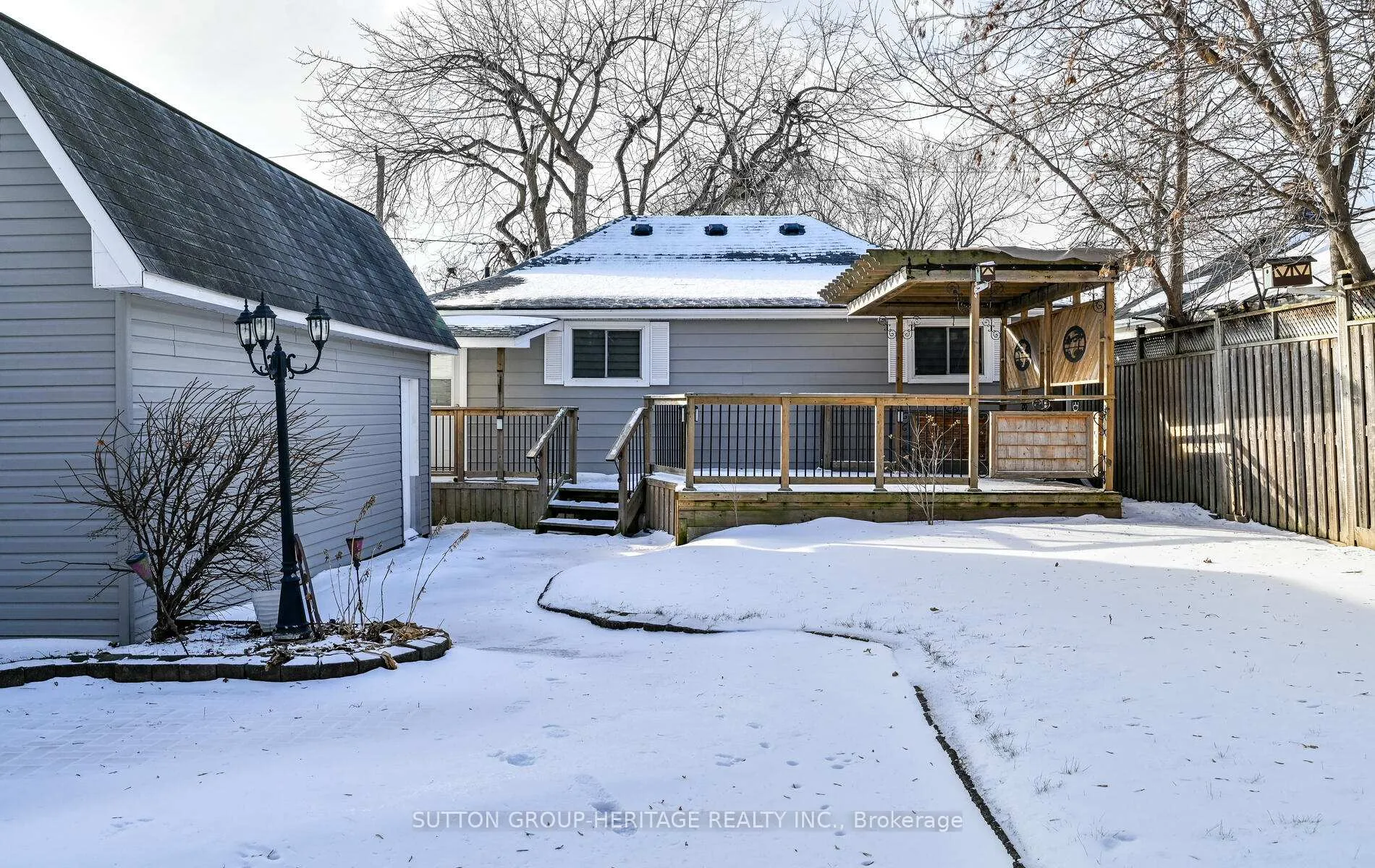 Photo 28 of 823 Rowena Street, Oshawa, Lakeview — HOMEH