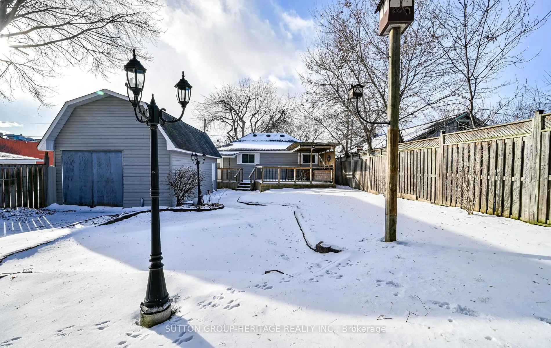 Photo 29 of 823 Rowena Street, Oshawa, Lakeview — HOMEH