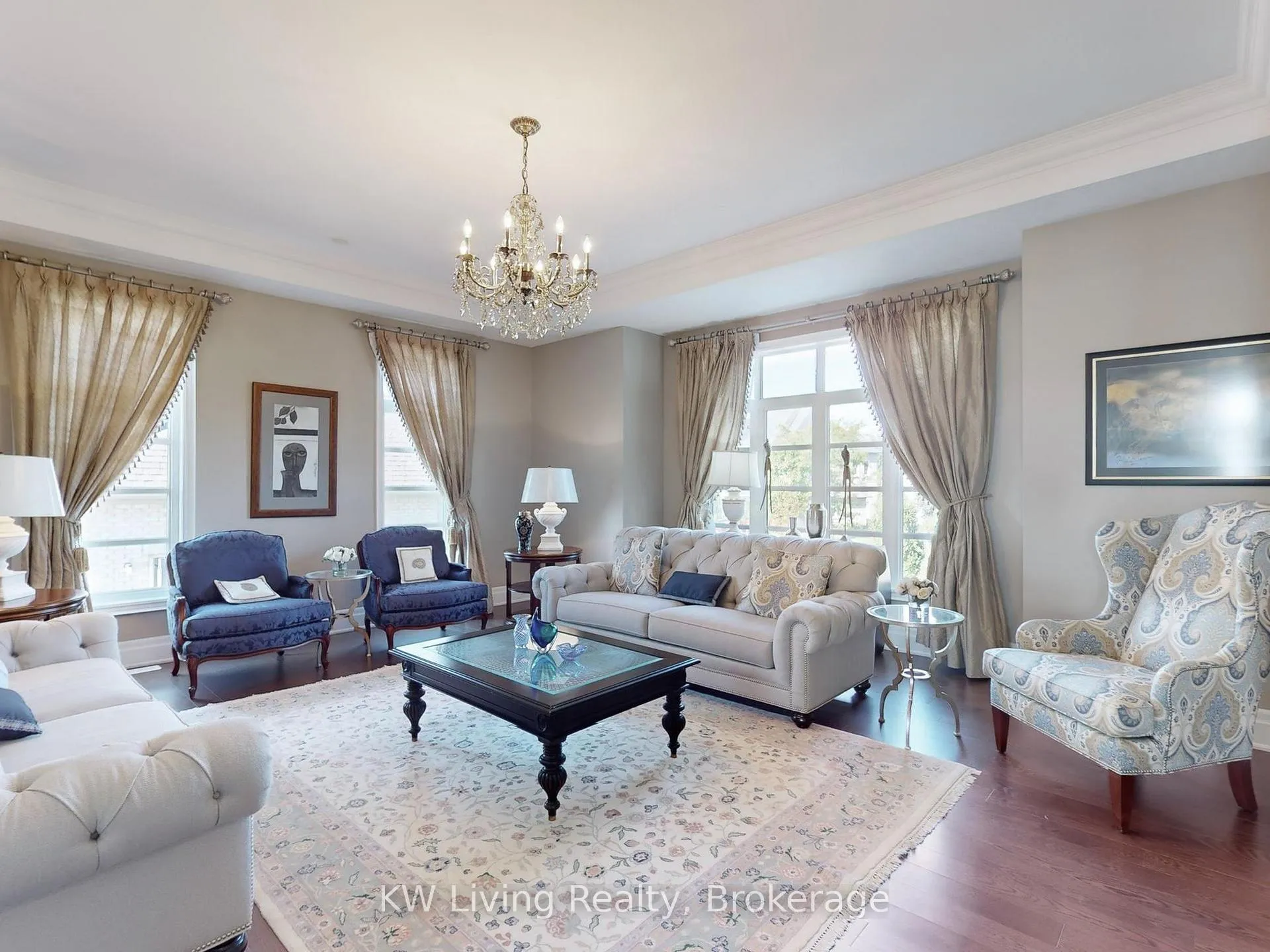 Photo 2 of 62 Carisbrooke Circle, Aurora, Bayview Southeast — HOMEH