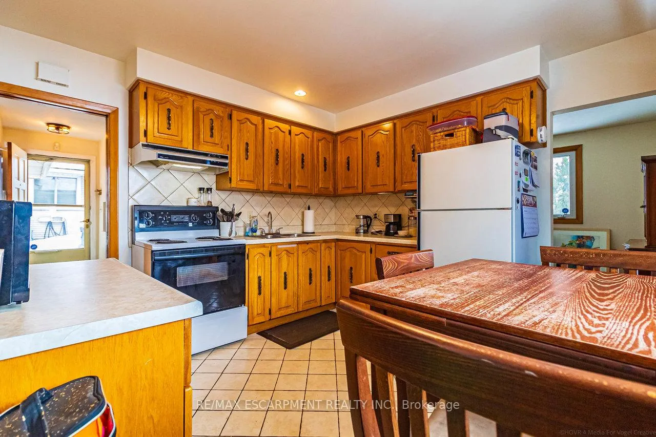 Photo 11 of 71 Mountbatten Drive, Hamilton, Rolston — HOMEH