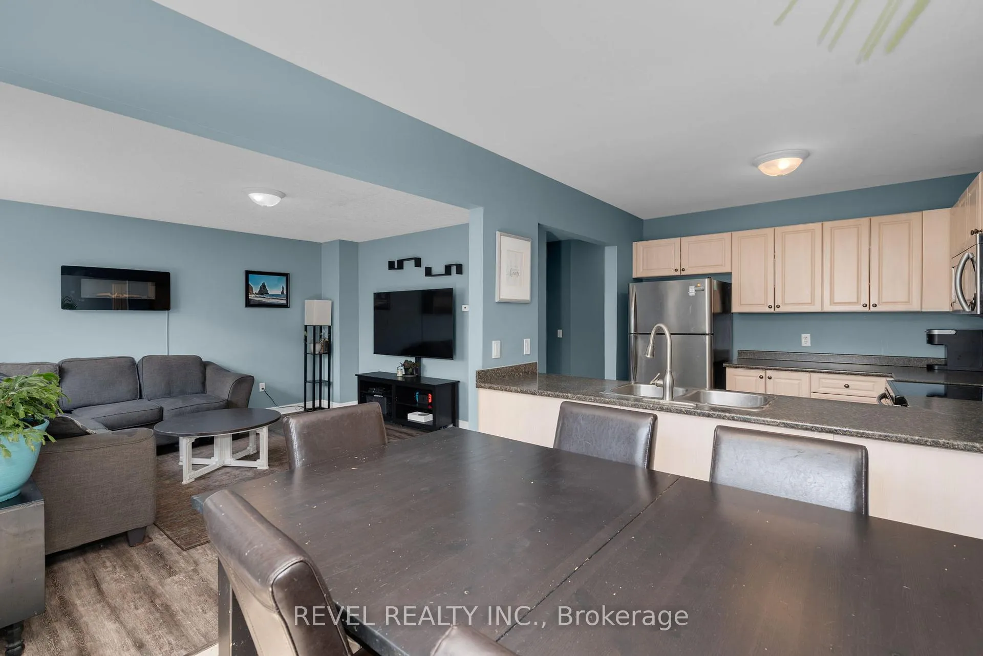 Photo 7 of Unit 36, 800 West Ridge Boulevard, Orillia — HOMEH