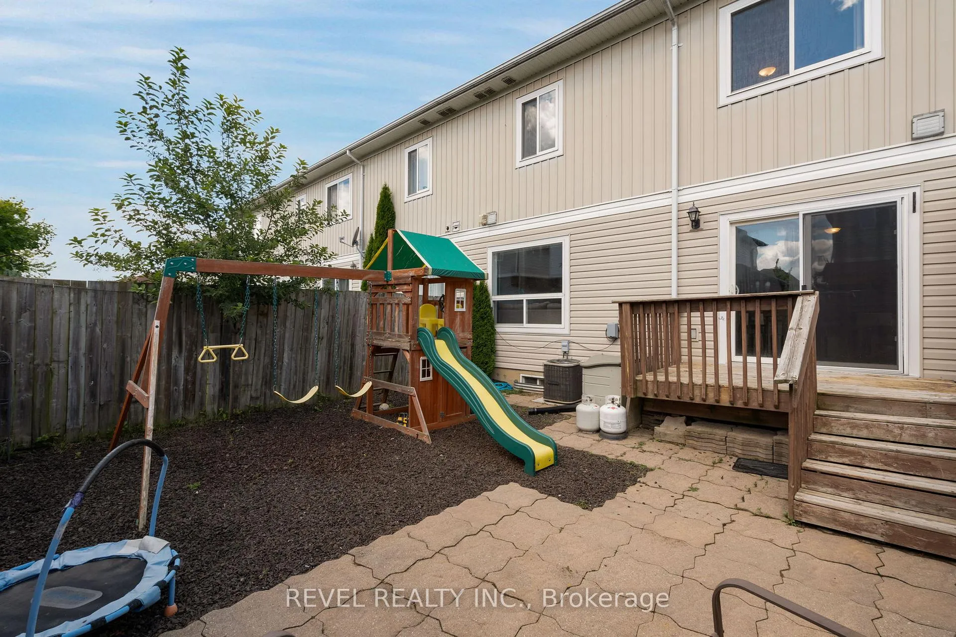 Photo 18 of Unit 36, 800 West Ridge Boulevard, Orillia — HOMEH