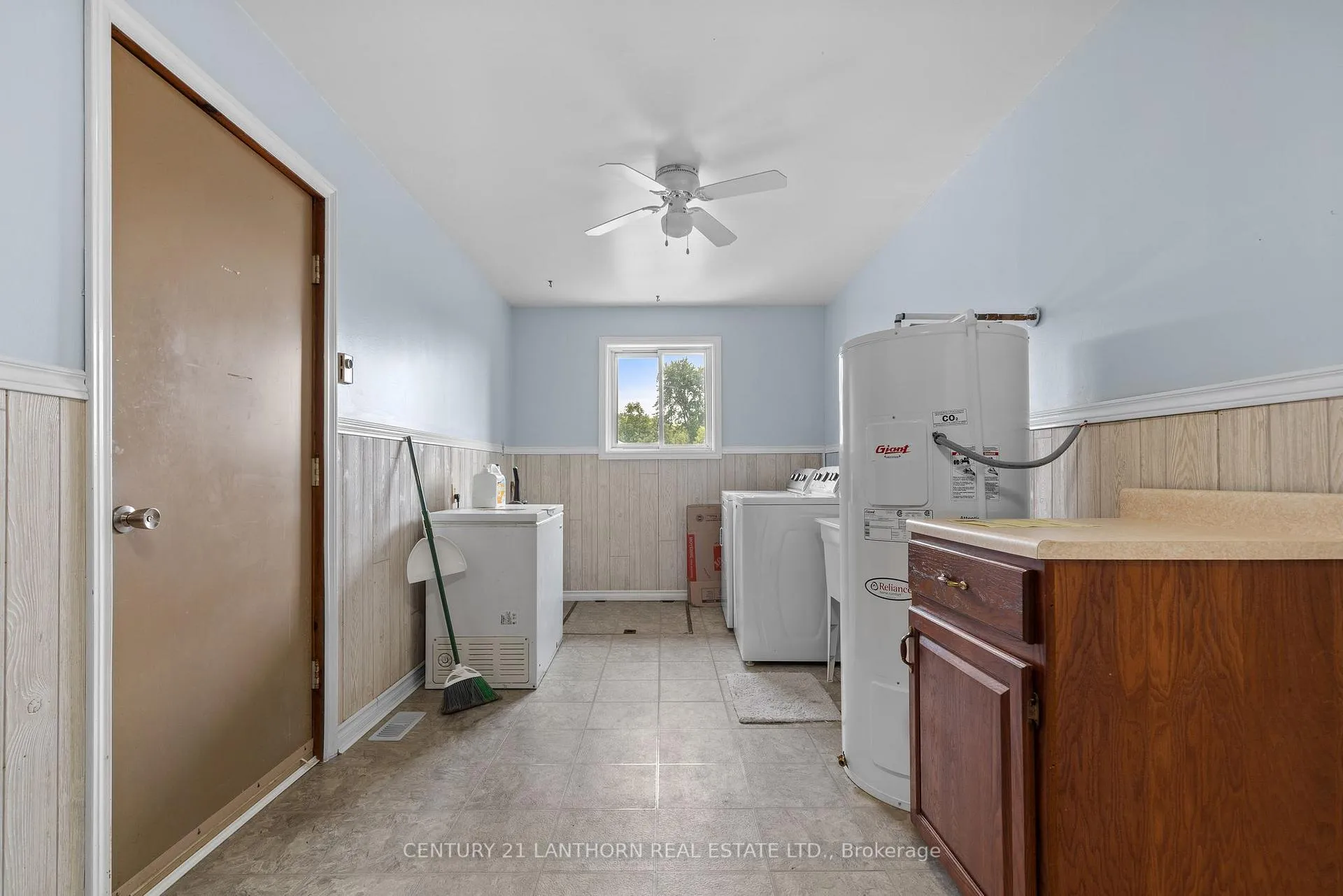 Photo 28 of 263 County Rd 29, Prince Edward County, Ameliasburg Ward — HOMEH
