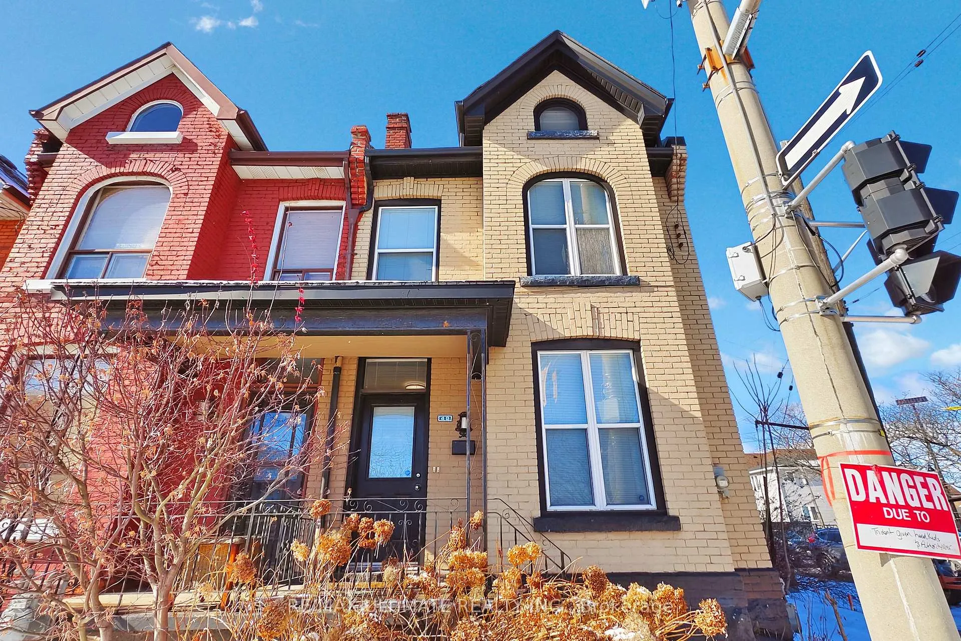 Photo 1 of 49 Wentworth Street N, Hamilton, Landsdale — HOMEH