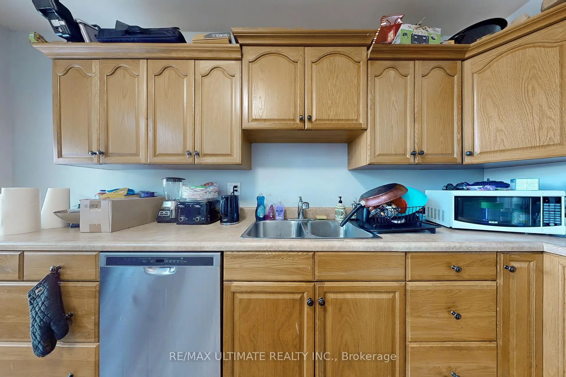 Photo 5 of 49 Wentworth Street N, Hamilton, Landsdale — HOMEH