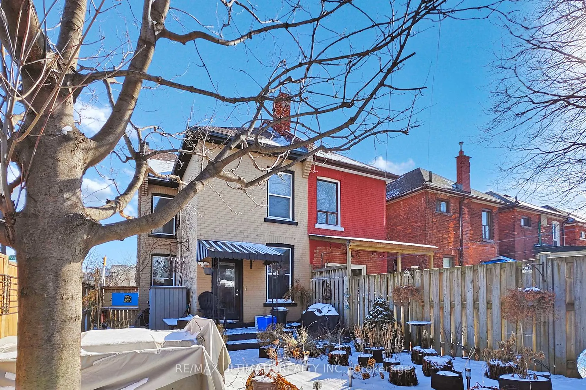 Photo 10 of 49 Wentworth Street N, Hamilton, Landsdale — HOMEH