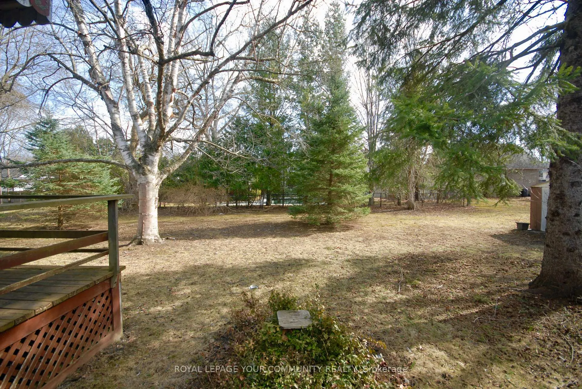 Photo 3 of 11 Maple Lane, Markham, Unionville — HOMEH