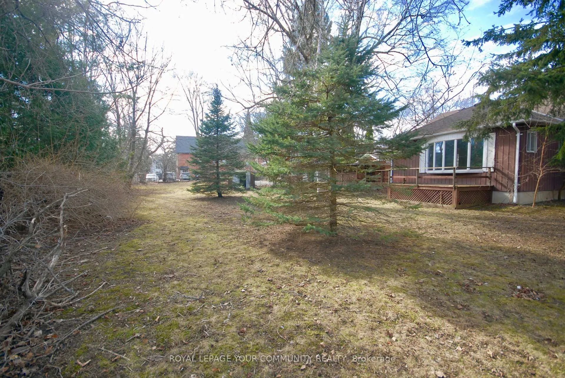 Photo 5 of 11 Maple Lane, Markham, Unionville — HOMEH