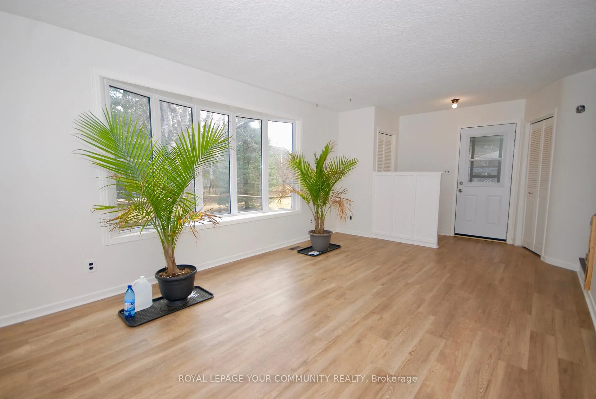 Photo 10 of 11 Maple Lane, Markham, Unionville — HOMEH