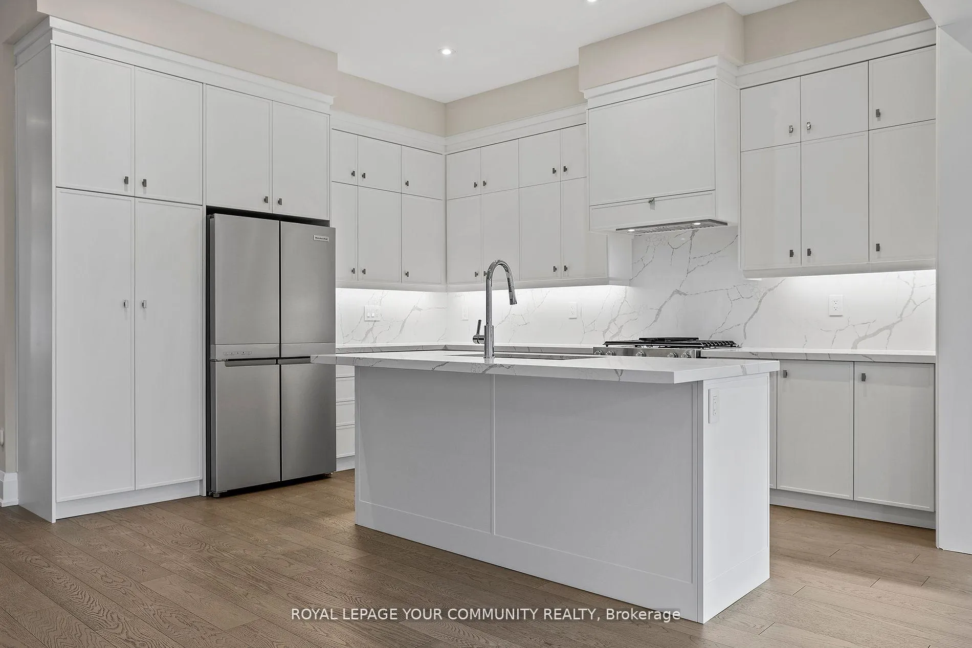 Photo 8 of 120 Lewis Honey Drive, Aurora, Bayview Northeast — HOMEH