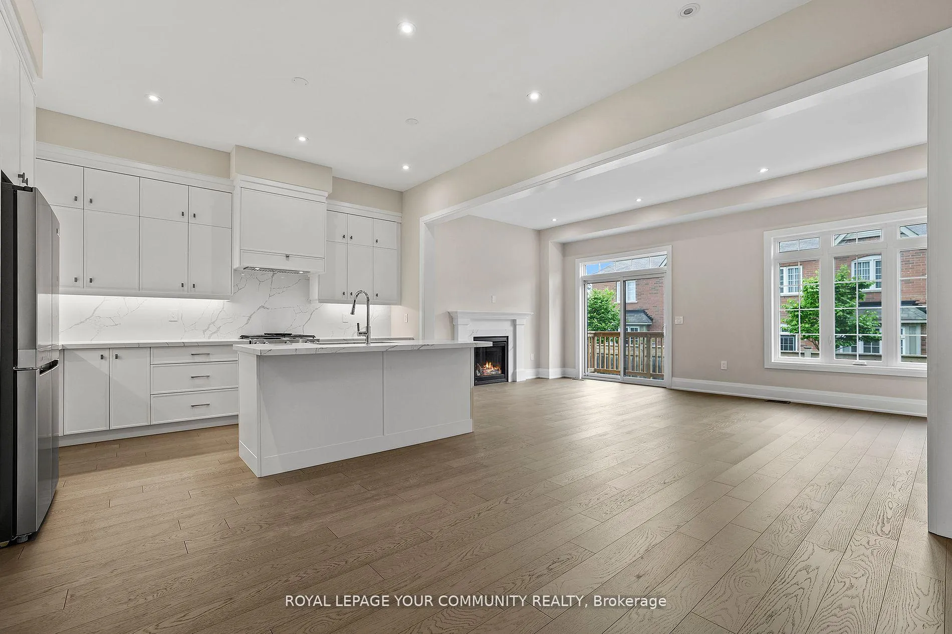 Photo 16 of 120 Lewis Honey Drive, Aurora, Bayview Northeast — HOMEH