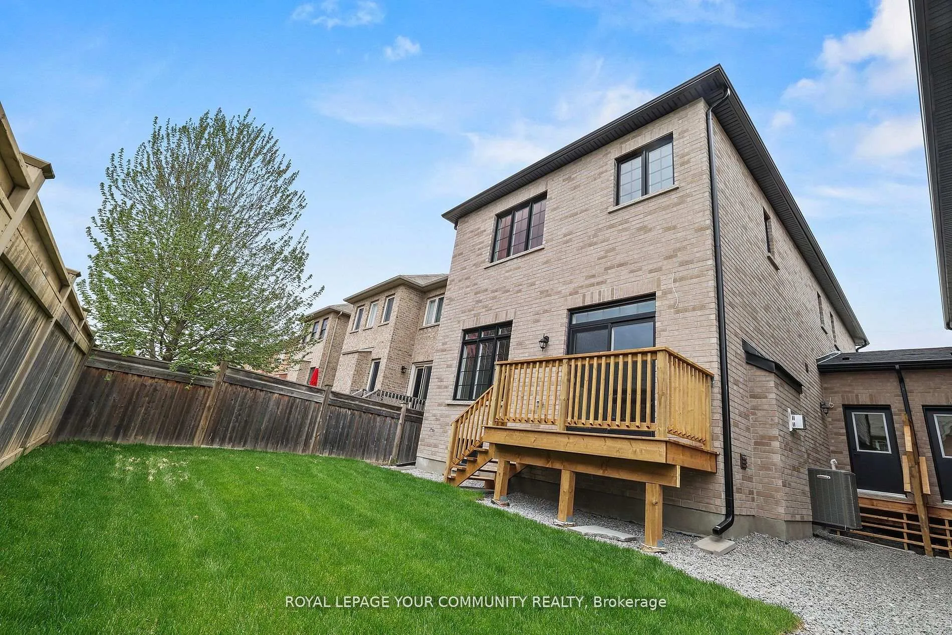 Photo 39 of 120 Lewis Honey Drive, Aurora, Bayview Northeast — HOMEH