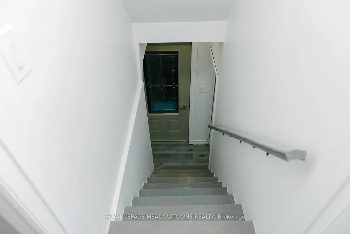 Photo 20 of 673 Knox Avenue, Hamilton, Parkview — HOMEH