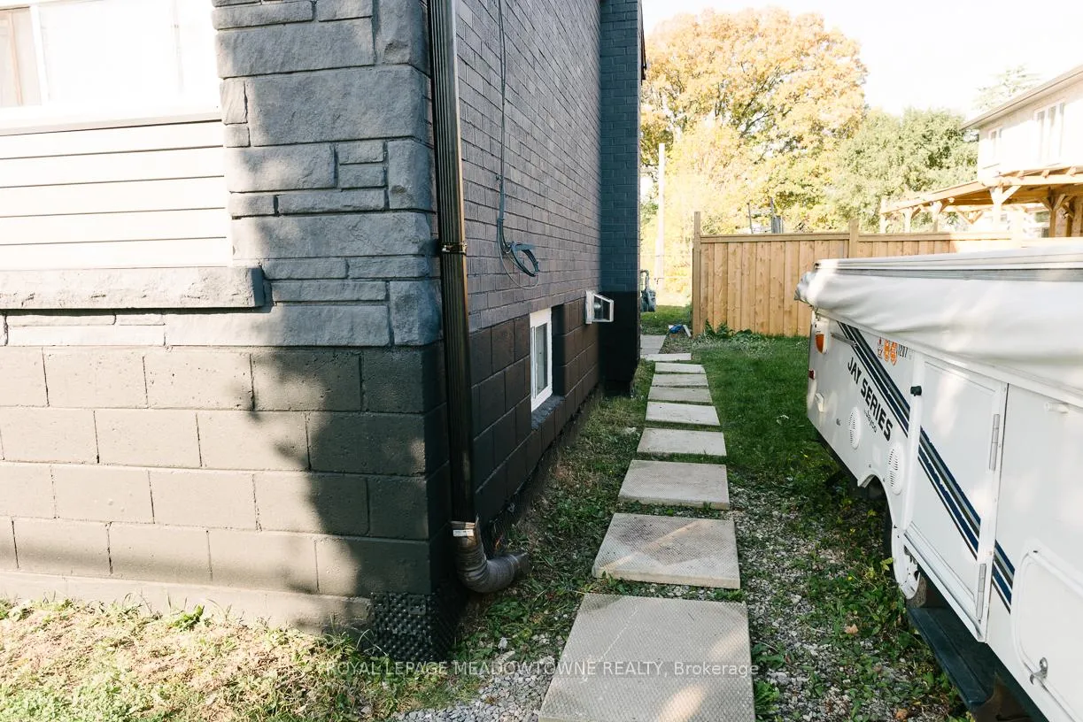 Photo 31 of 673 Knox Avenue, Hamilton, Parkview — HOMEH