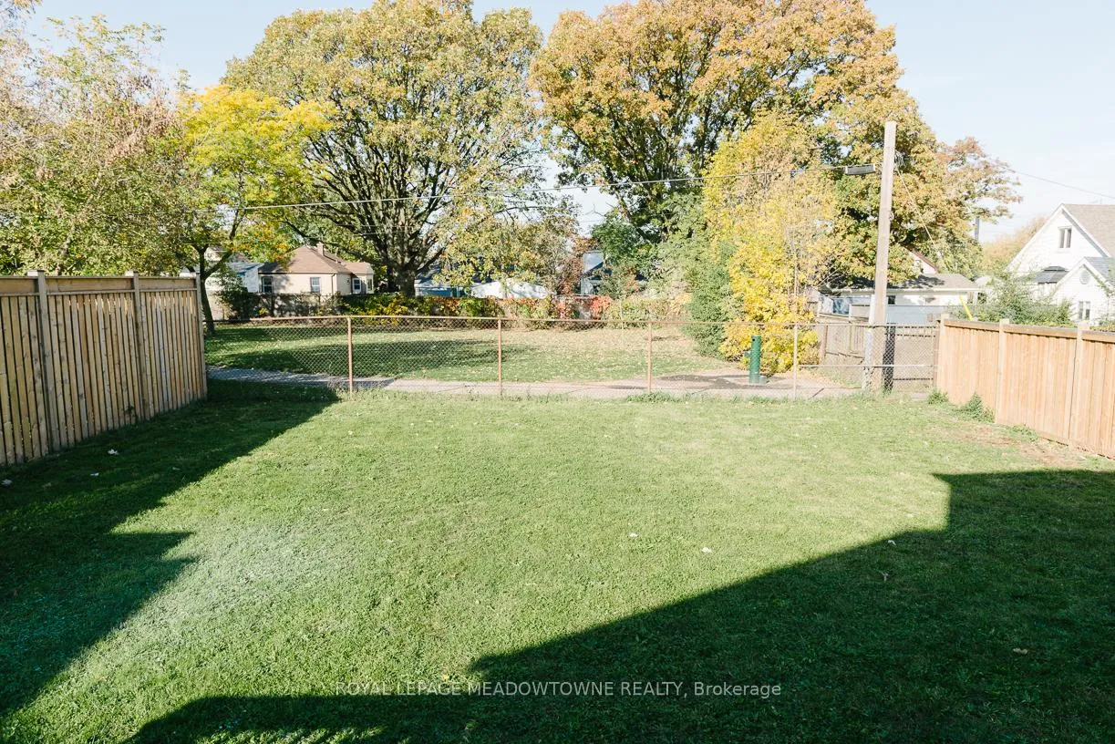 Photo 34 of 673 Knox Avenue, Hamilton, Parkview — HOMEH
