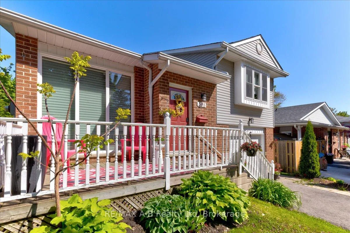 Photo 2 of 398 Dayna Crescent, Waterloo — HOMEH